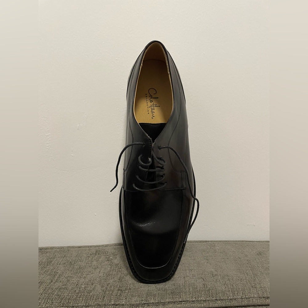 Cole Haan Lace up dress shoes